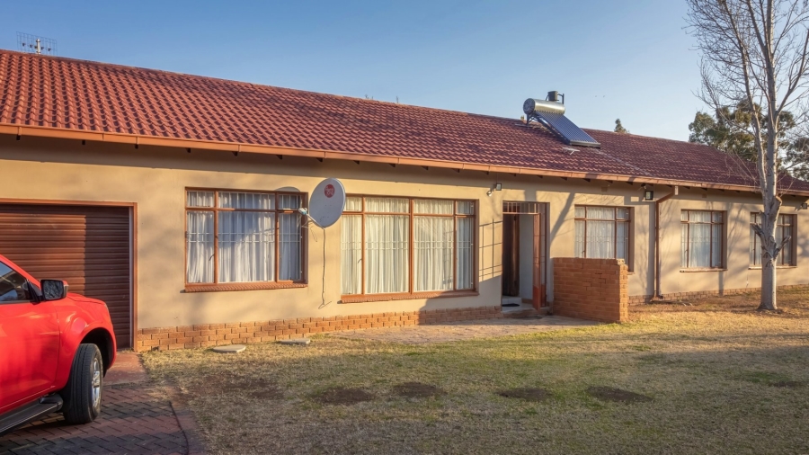 3 Bedroom Property for Sale in West Park Free State